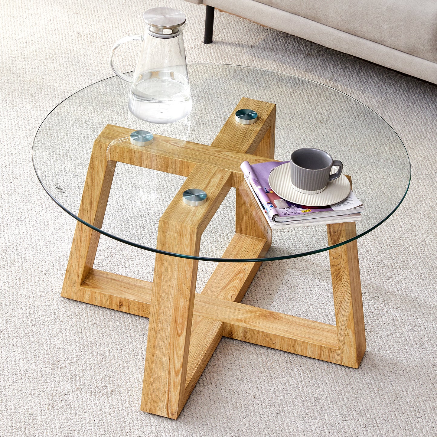 Modern practical circular coffee tables. Made of transparent tempered glass tabletop and wood colored MDF material. Suitable for living rooms and bedrooms.31.5'*31.5'*17.7' W1151P146796