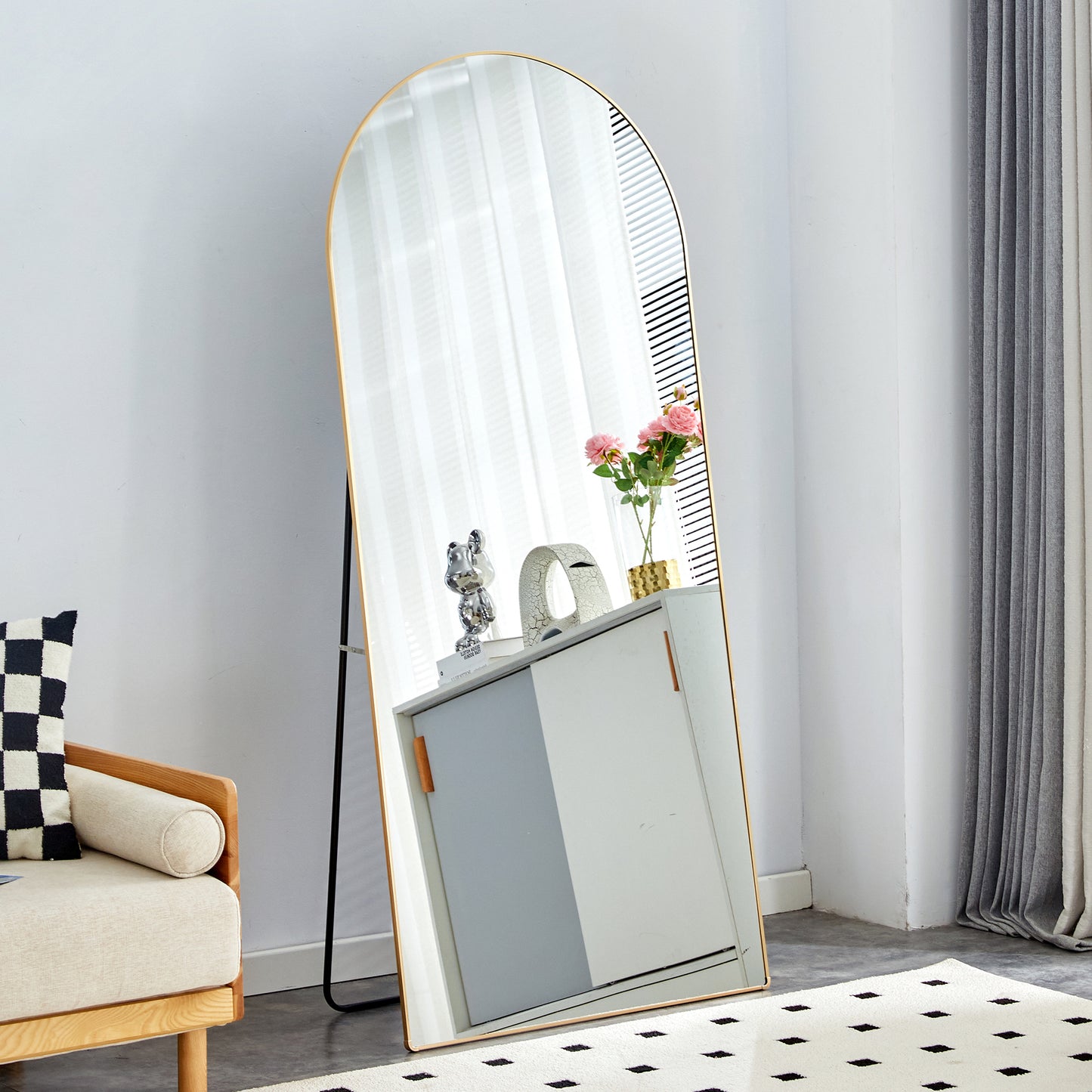 The 4th generation floor standing full-length rearview mirror. Metal framed arched wall mirror, bathroom makeup mirror, floor standing mirror with bracket.  71 '* 31' AM  W1151P147749