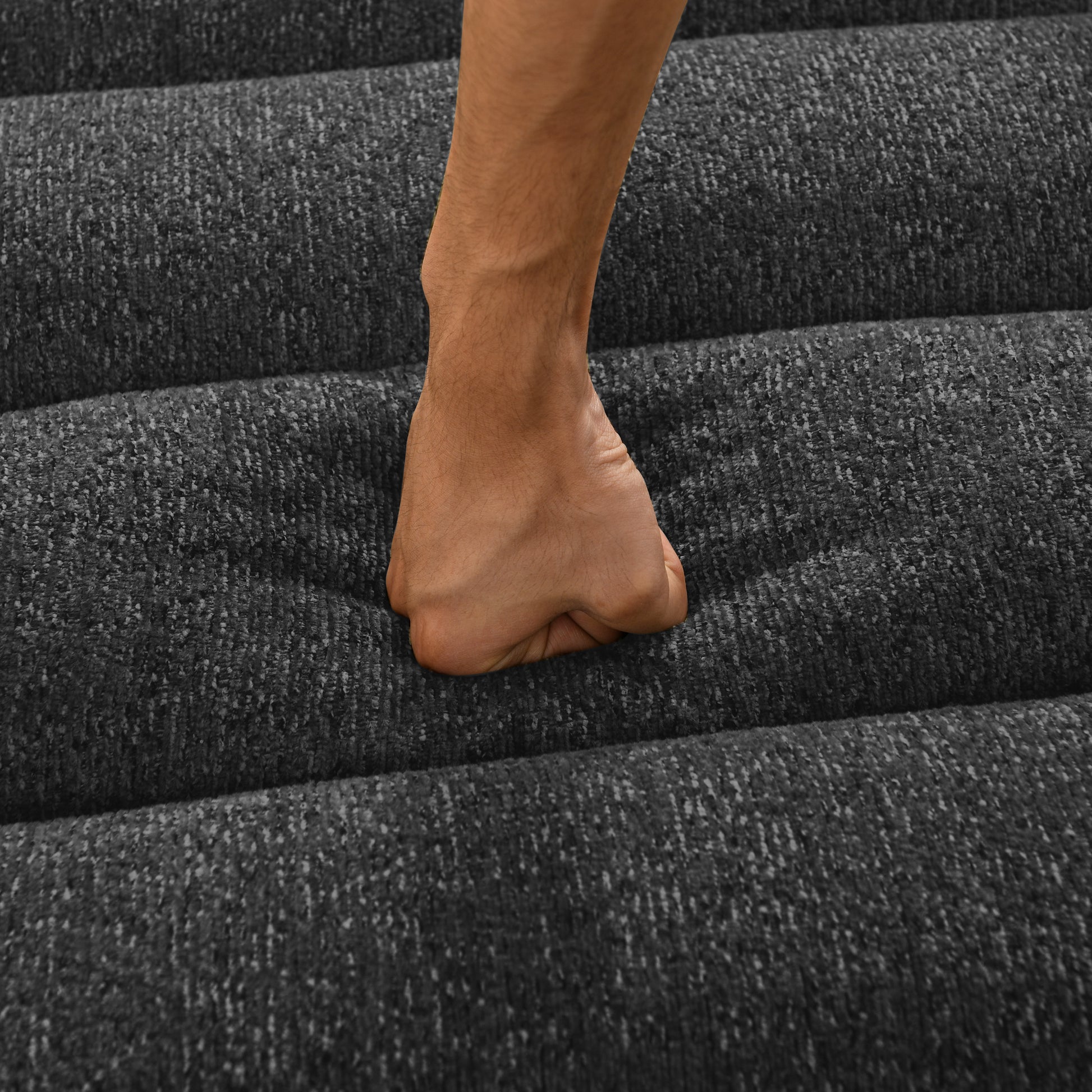 25972687